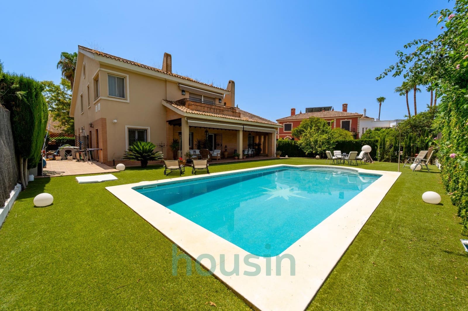 6 soverom Villa til salgs i Bormujos med svømmebasseng garasje - € 1 500 000 (Ref: 9073351)