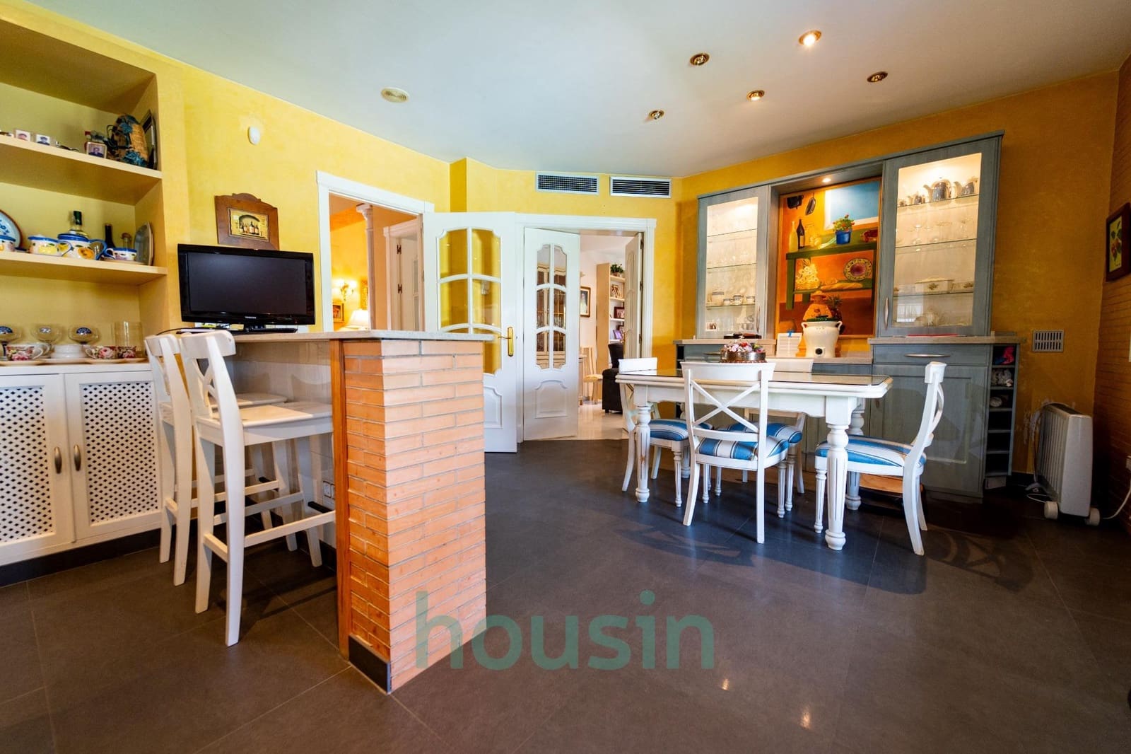 6 soverom Villa til salgs i Bormujos med svømmebasseng garasje - € 1 500 000 (Ref: 9073351)