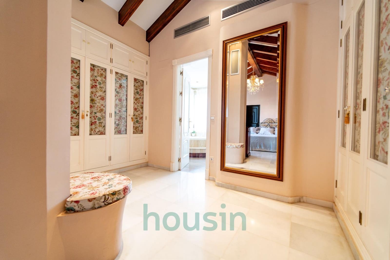 6 soverom Villa til salgs i Bormujos med svømmebasseng garasje - € 1 500 000 (Ref: 9073351)