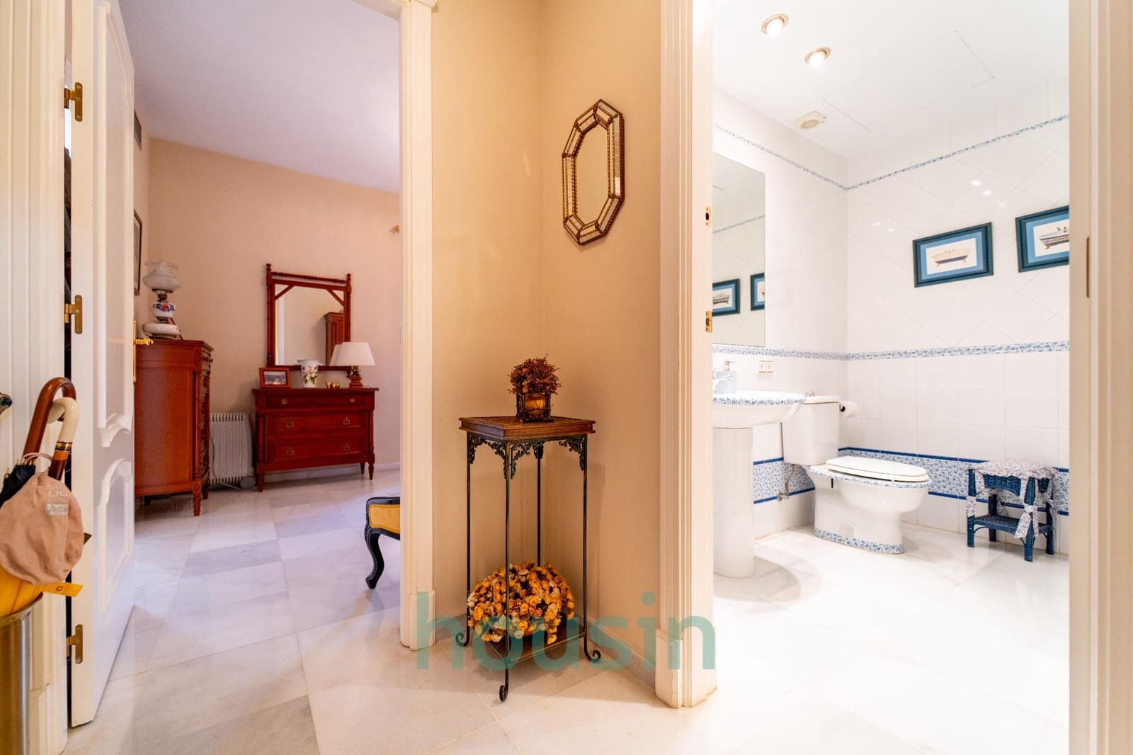 6 soverom Villa til salgs i Bormujos med svømmebasseng garasje - € 1 500 000 (Ref: 9073351)