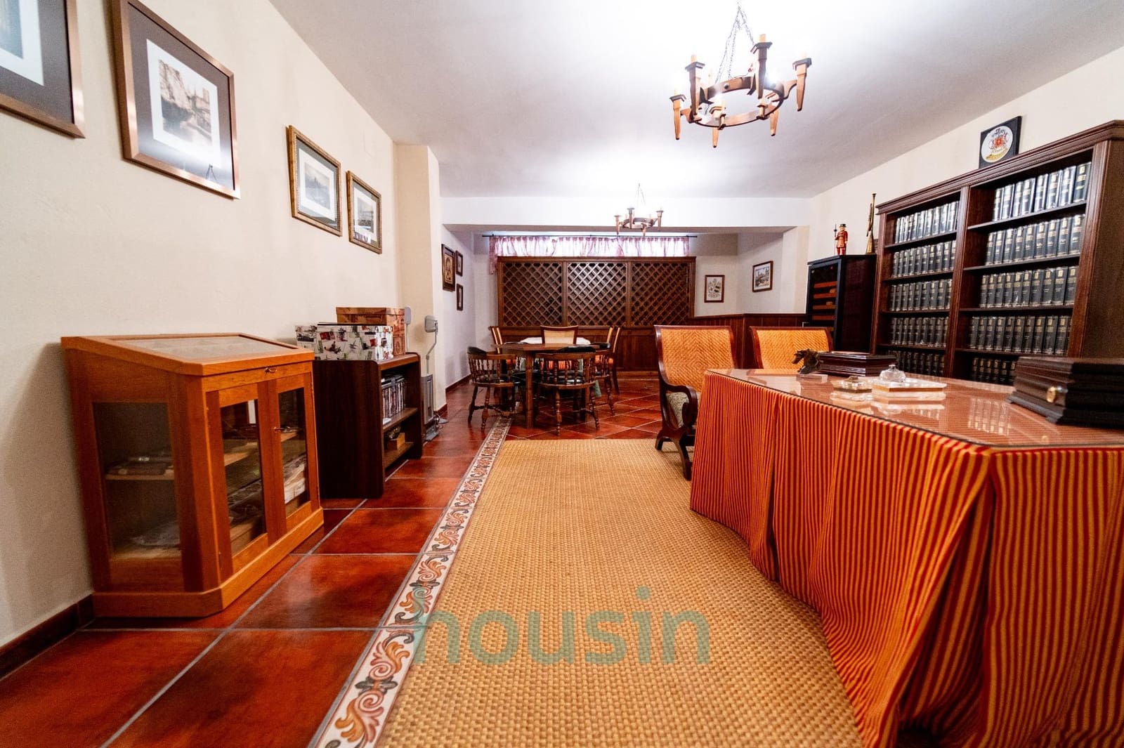 6 soverom Villa til salgs i Bormujos med svømmebasseng garasje - € 1 500 000 (Ref: 9073351)