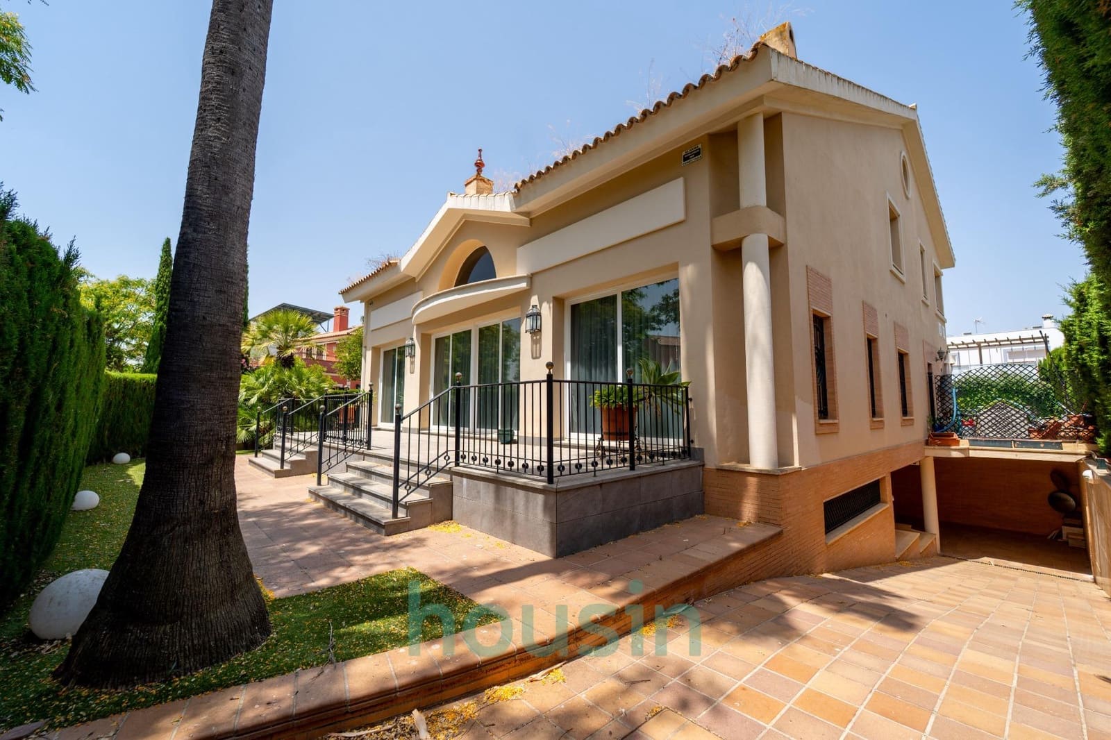 6 soverom Villa til salgs i Bormujos med svømmebasseng garasje - € 1 500 000 (Ref: 9073351)