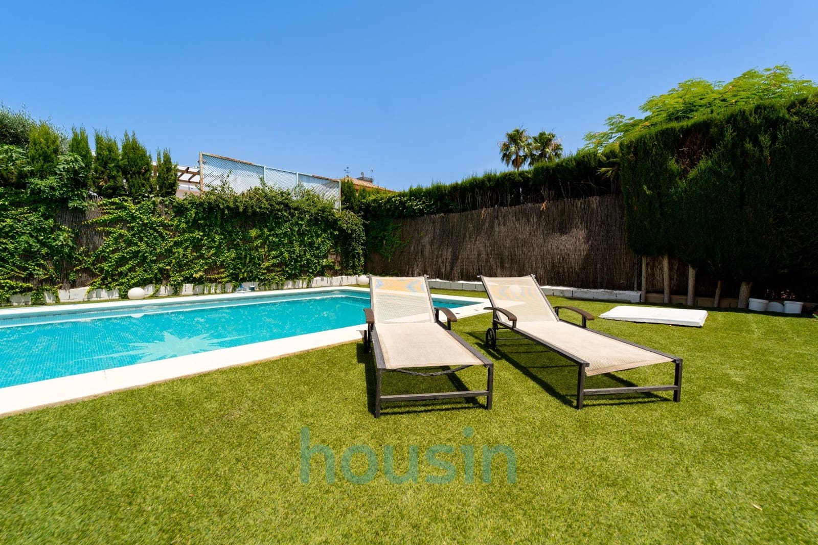 6 soverom Villa til salgs i Bormujos med svømmebasseng garasje - € 1 500 000 (Ref: 9073351)