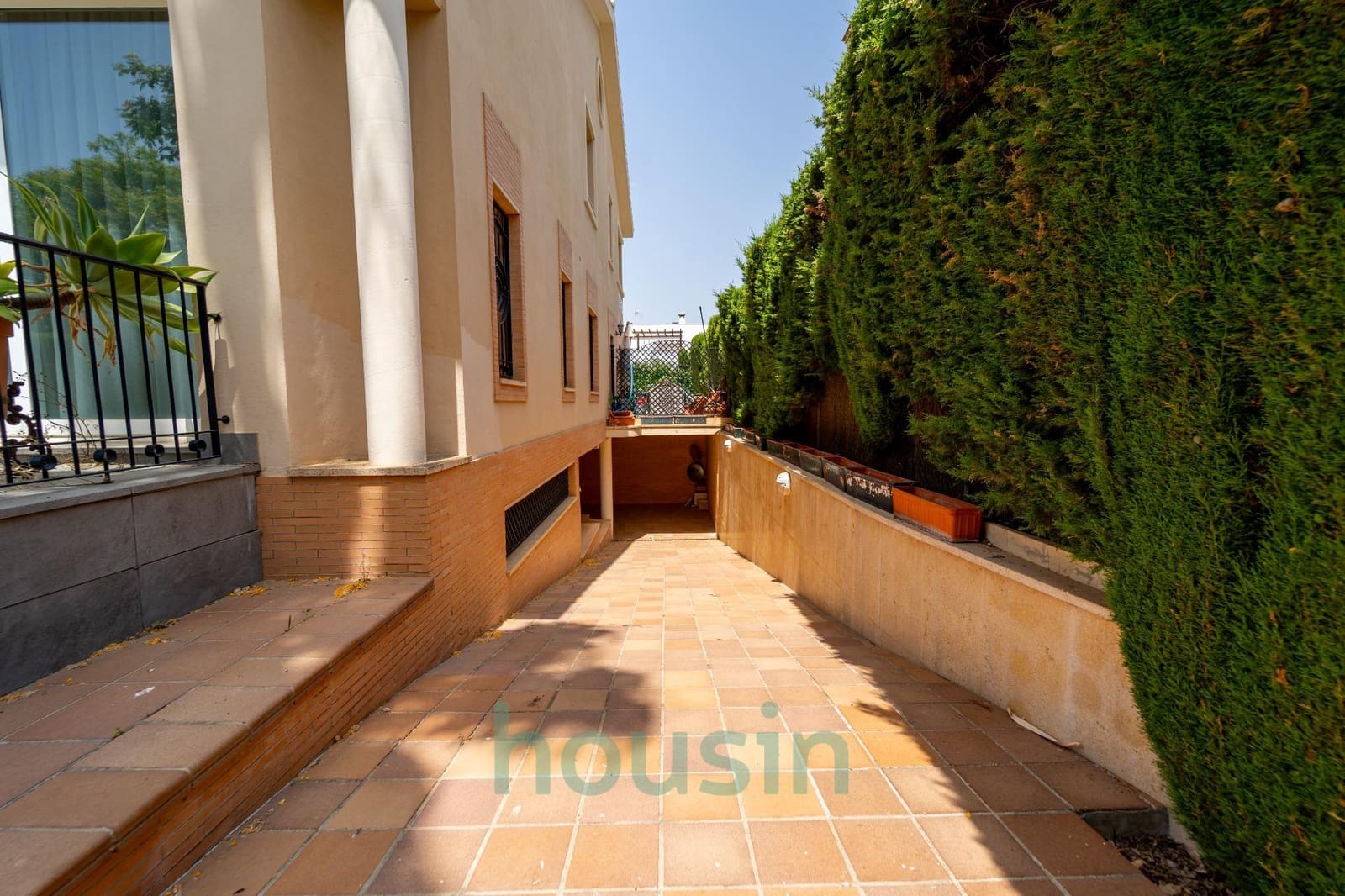 6 soverom Villa til salgs i Bormujos med svømmebasseng garasje - € 1 500 000 (Ref: 9073351)