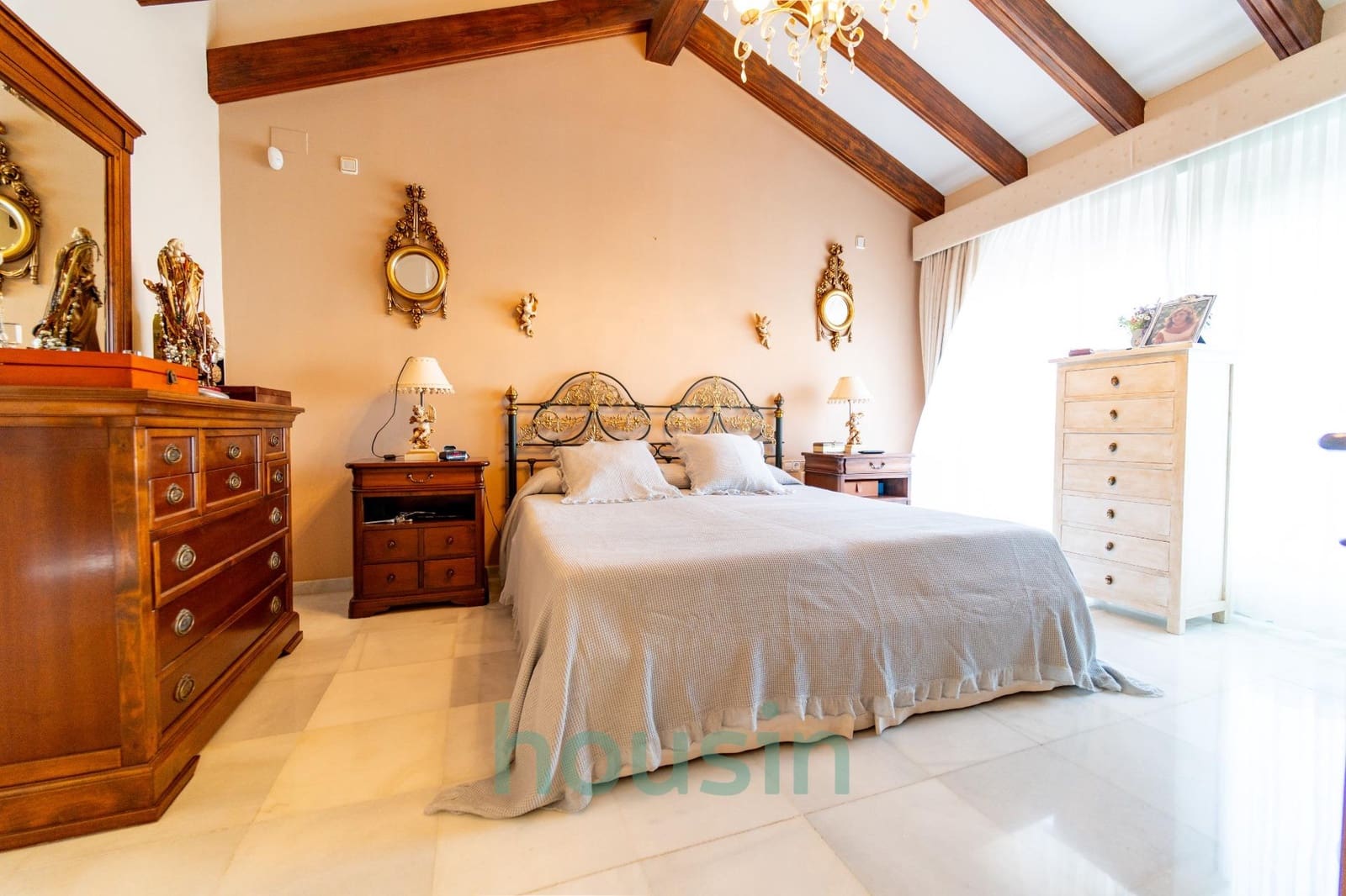 6 bedroom Villa for sale in Bormujos with pool garage - € 1,290,000 (Ref: 9073351)