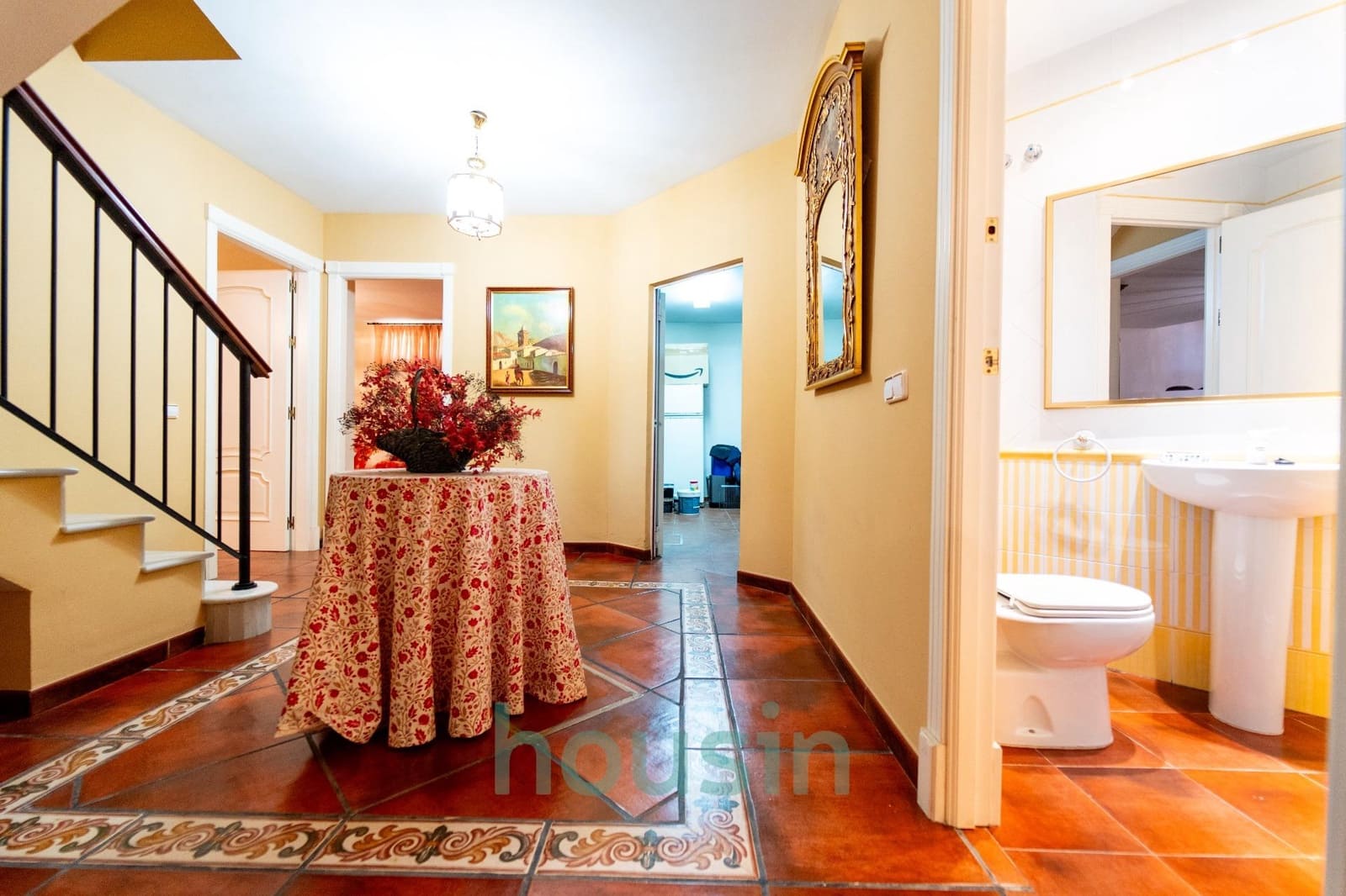 6 bedroom Villa for sale in Bormujos with pool garage - € 1,290,000 (Ref: 9073351)