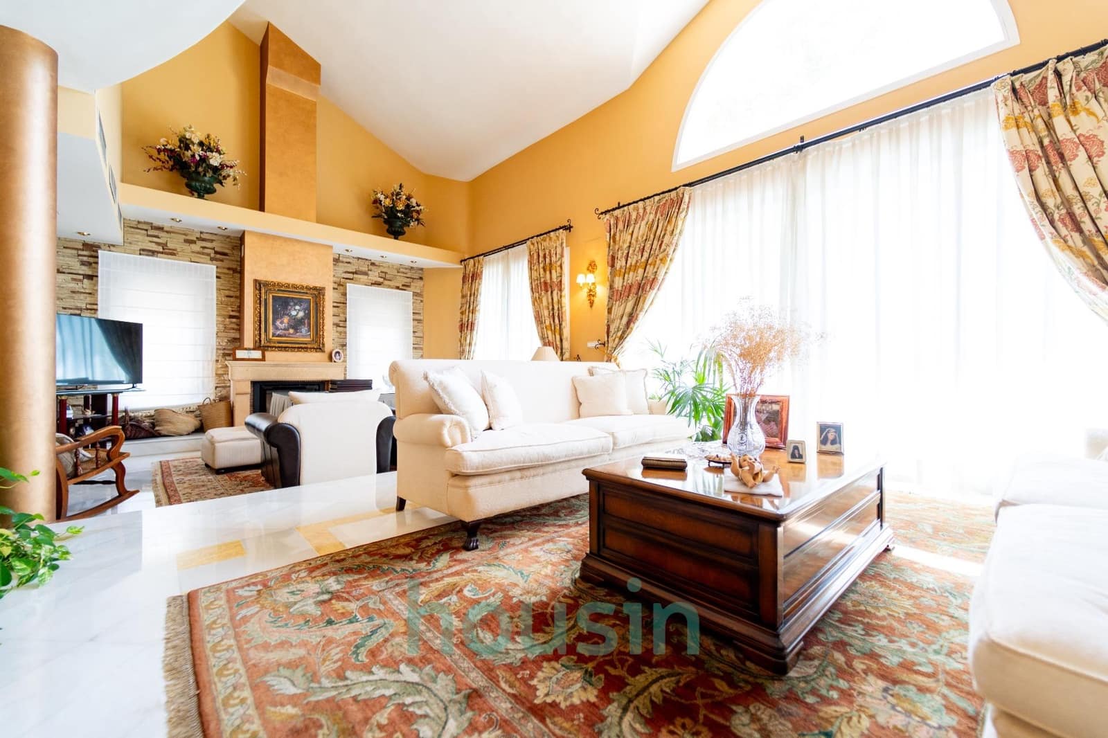 6 bedroom Villa for sale in Bormujos with pool garage - € 1,290,000 (Ref: 9073351)