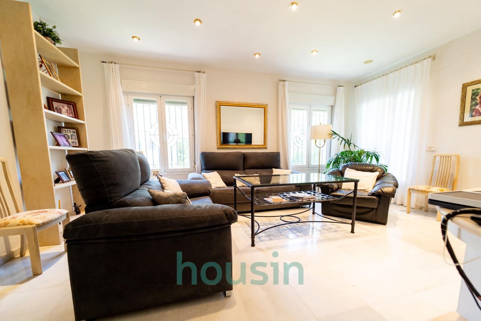 6 bedroom Villa for sale in Bormujos with pool garage - € 1,290,000 (Ref: 9073351)