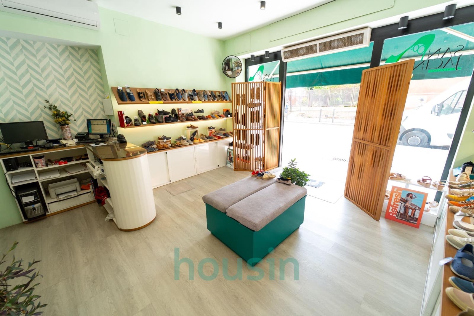 Local Comercial de 1 habitación en Sevilla ciudad en venta - 595.000 € (Ref: 9141590)