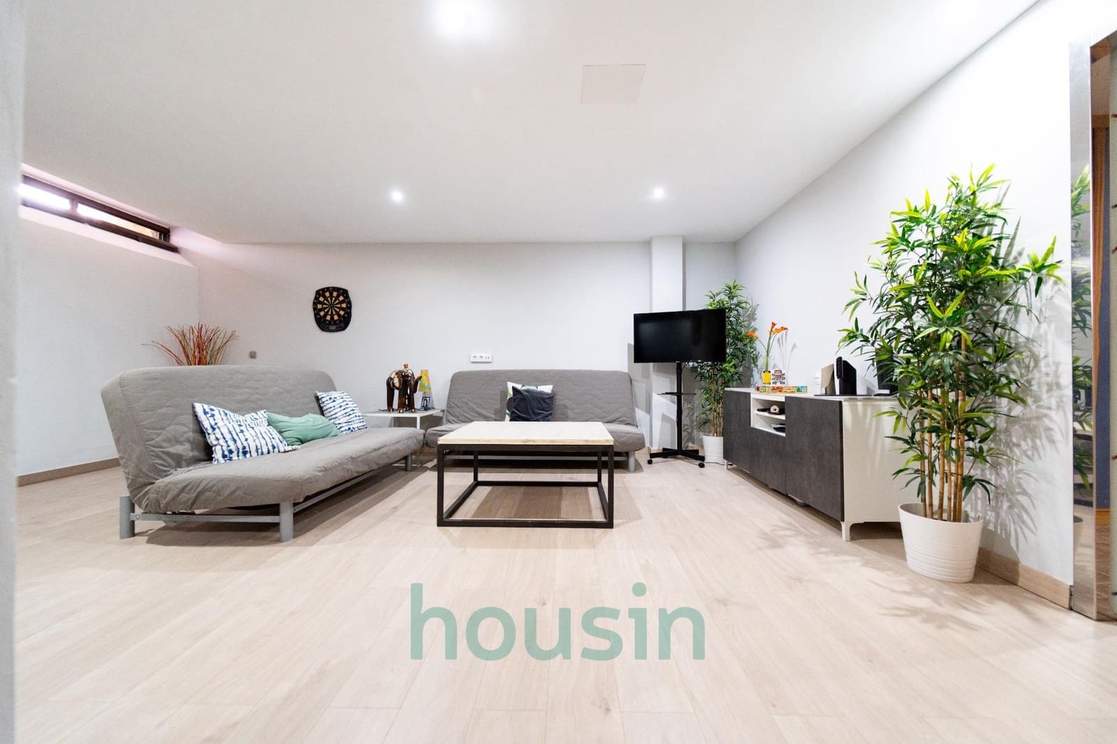 4 quarto Moradia para venda em Montequinto com piscina garagem - 629 000 € (Ref: 9202421)