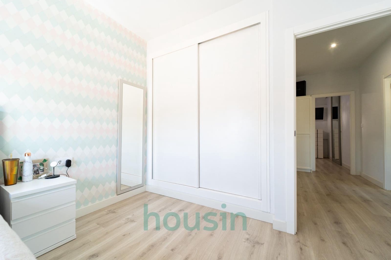 4 quarto Moradia para venda em Montequinto com piscina garagem - 629 000 € (Ref: 9202421)