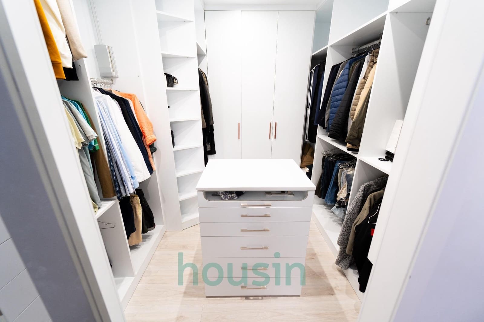 4 sypialnia Willa na sprzedaż w Montequinto z basenem garażem - 575 000 € (Ref: 9202421)