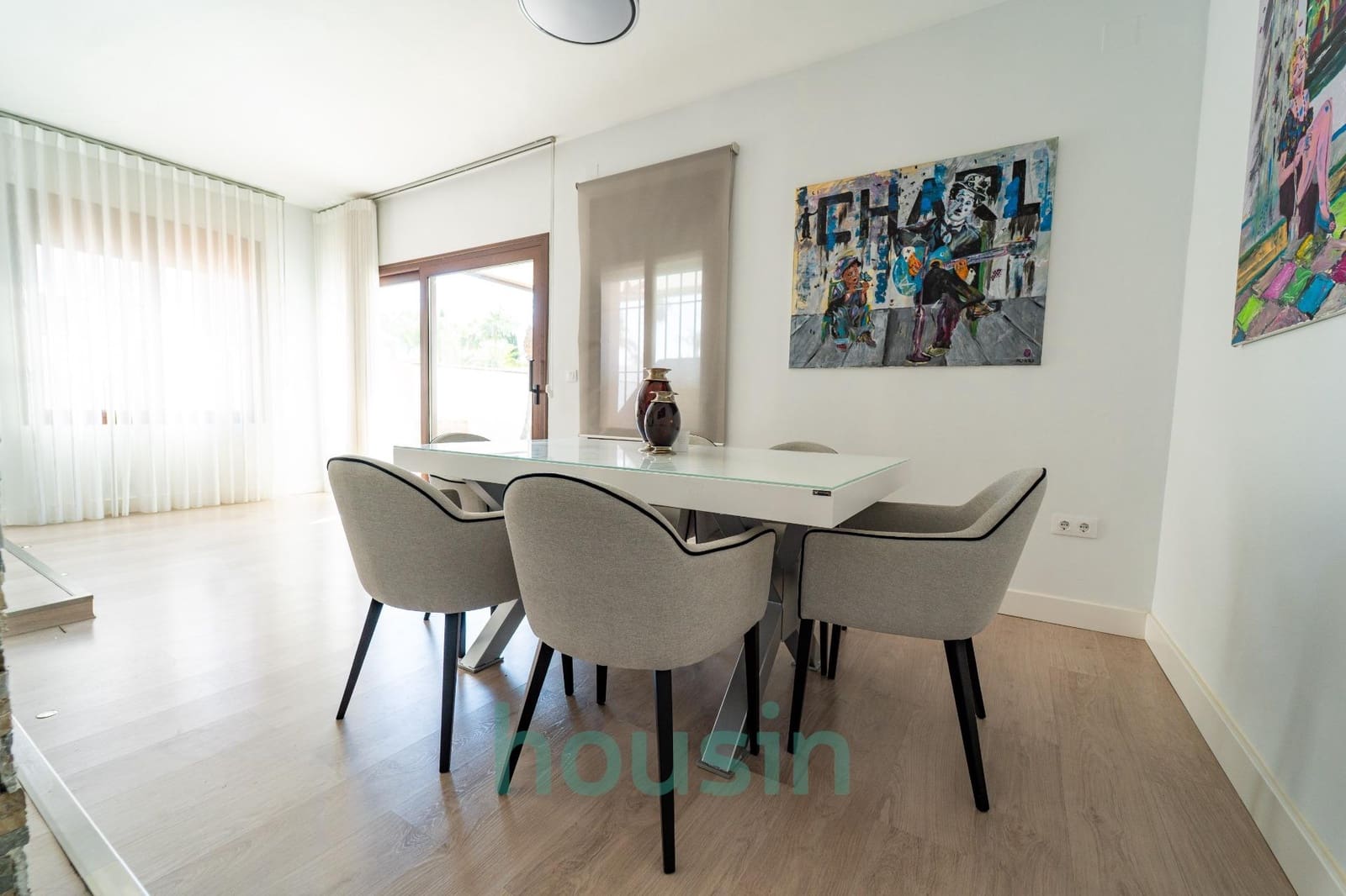 4 sypialnia Willa na sprzedaż w Montequinto z basenem garażem - 575 000 € (Ref: 9202421)