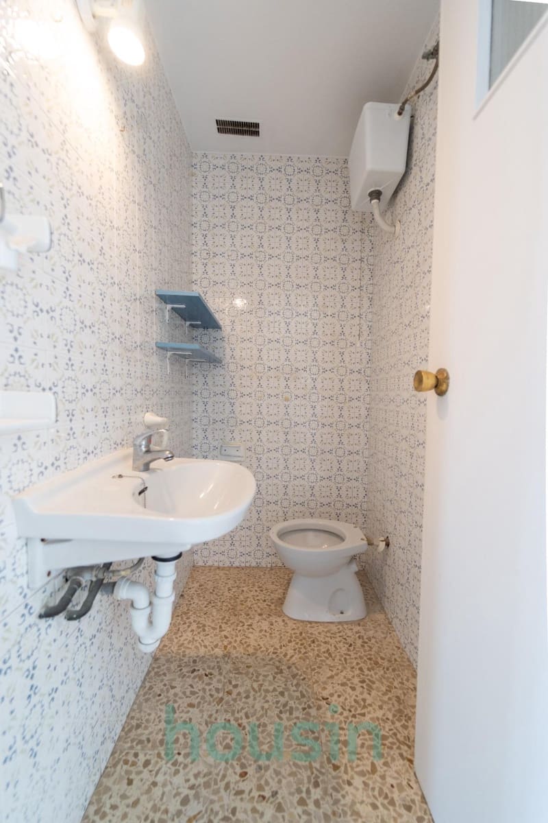 4 soveværelse Lejlighed til salg i Sevilla by med garage - € 355.000 (Ref: 9269733)