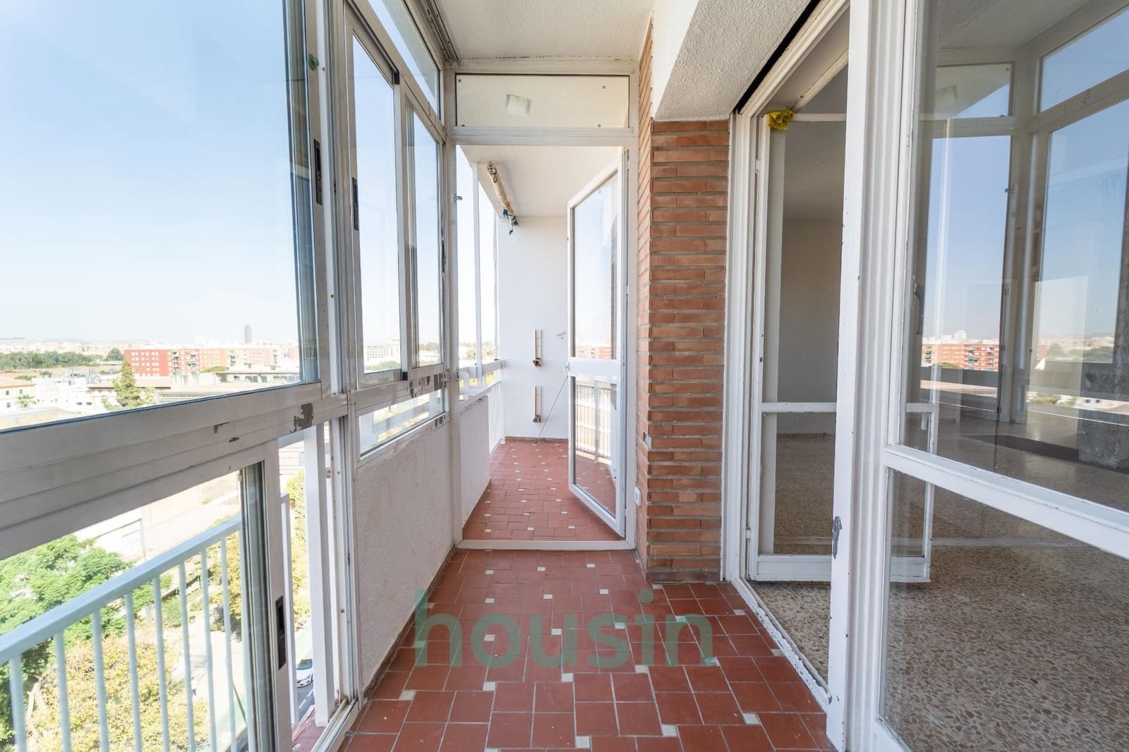 4 soveværelse Lejlighed til salg i Sevilla by med garage - € 355.000 (Ref: 9269733)