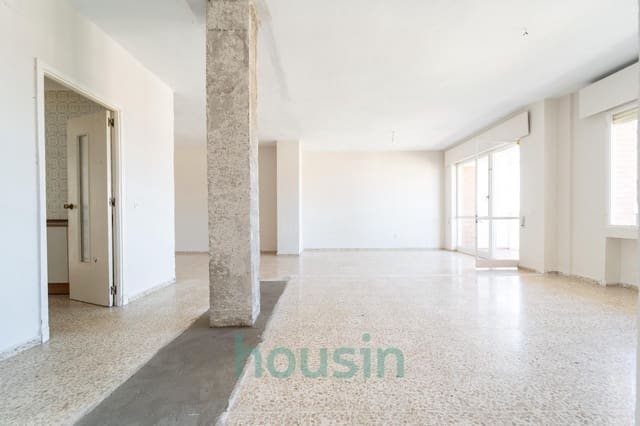 4 quarto Apartamento para venda em Sevilha cidade com garagem - 355 000 € (Ref: 9269733)