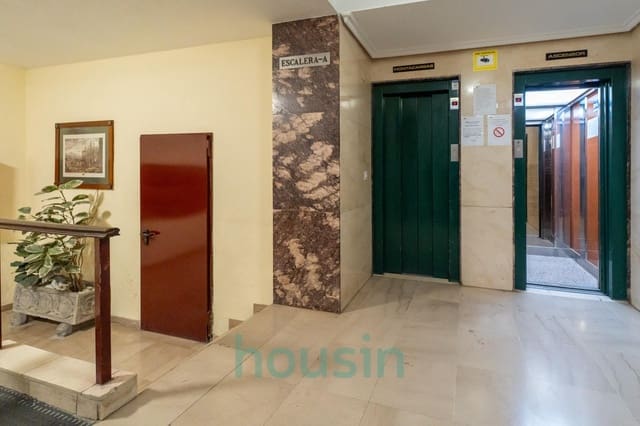 4 quarto Apartamento para venda em Sevilha cidade com garagem - 355 000 € (Ref: 9269733)