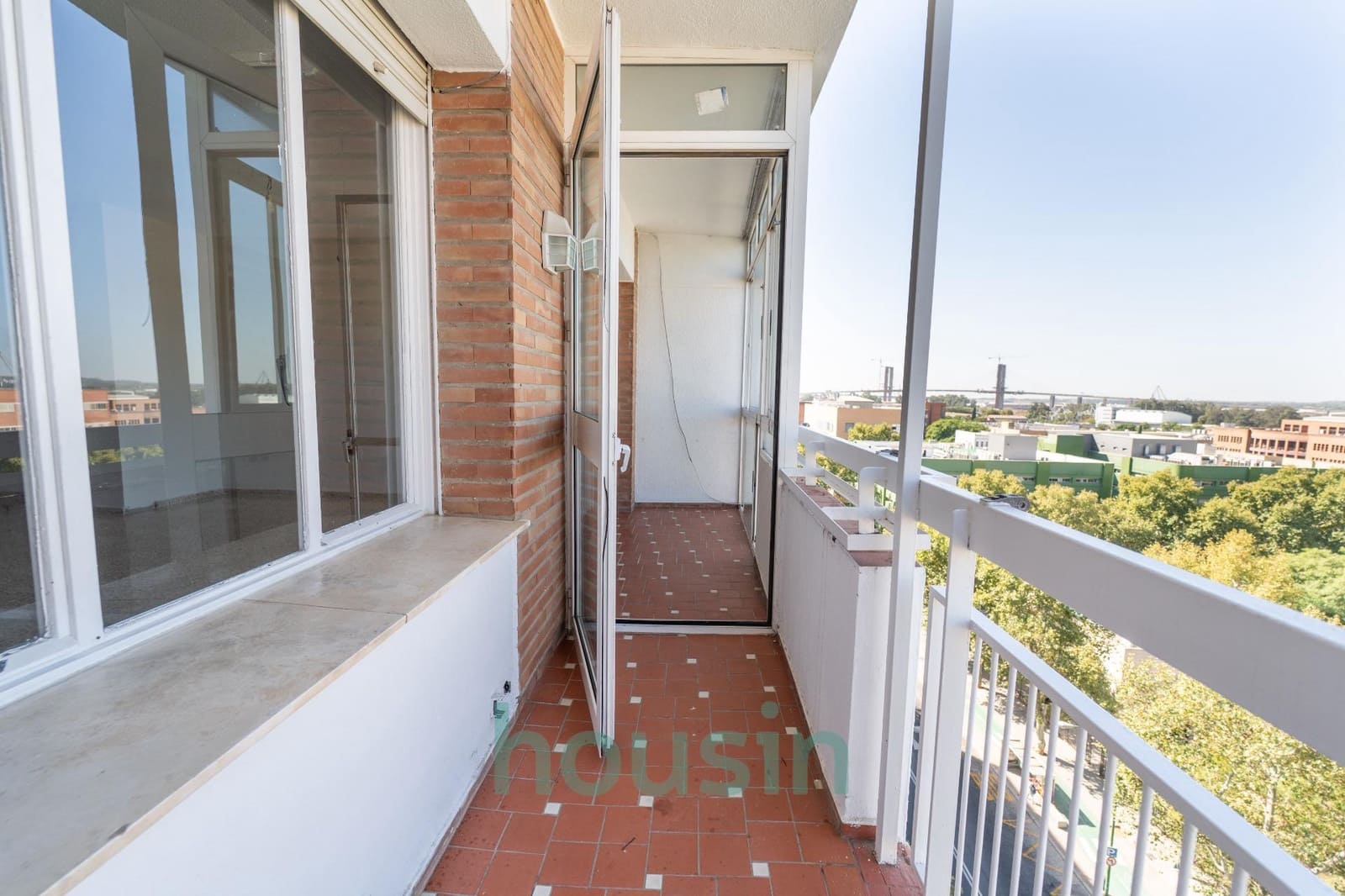 4 soveværelse Lejlighed til salg i Sevilla by med garage - € 355.000 (Ref: 9269733)