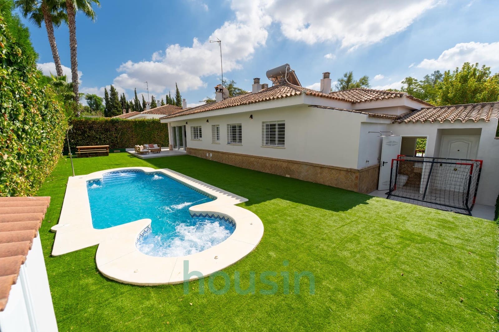 5 sovrum Villa till salu i Espartinas med pool garage - 650 000 € (Ref: 9291562)