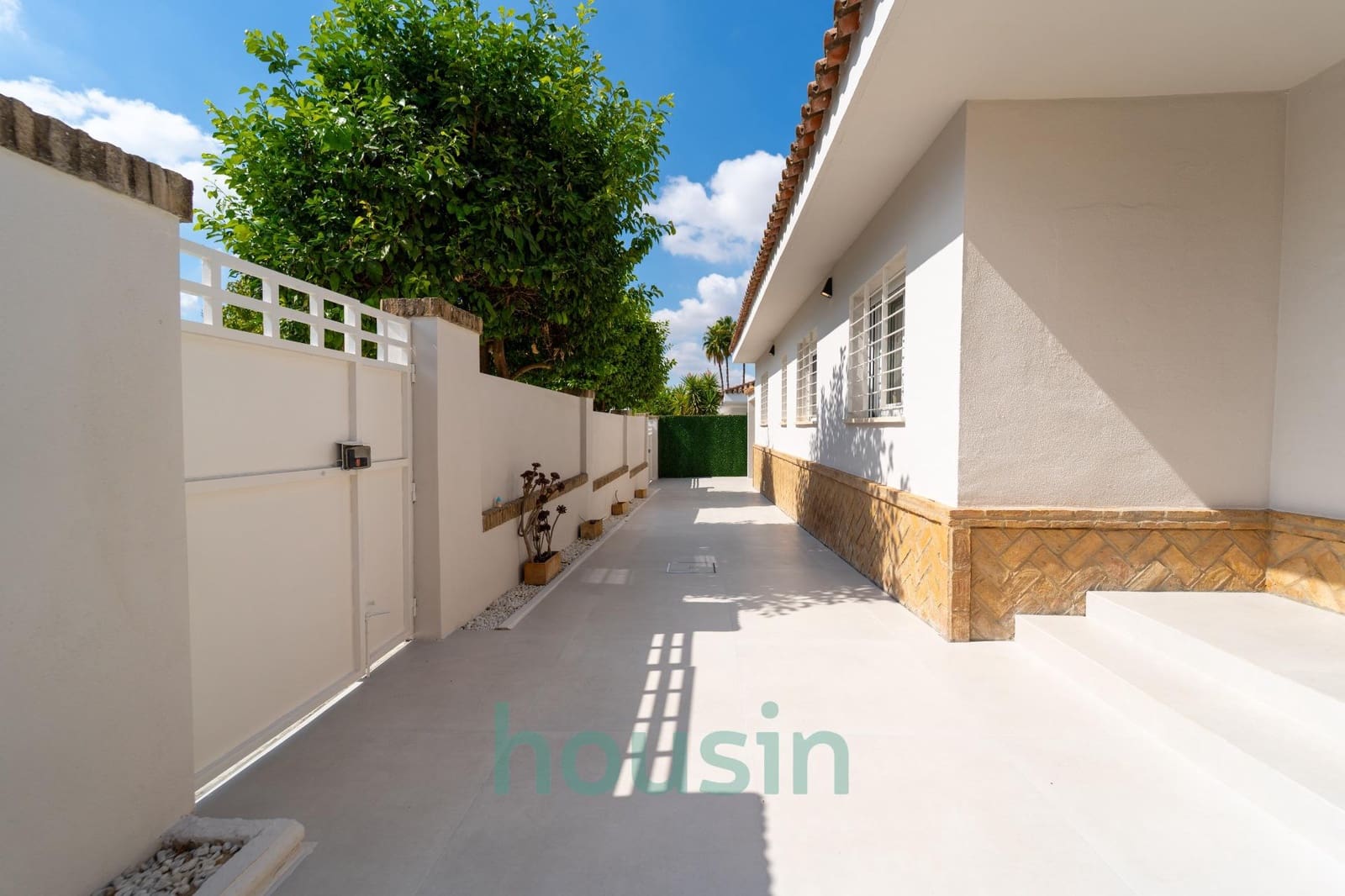 5 sovrum Villa till salu i Espartinas med pool garage - 650 000 € (Ref: 9291562)