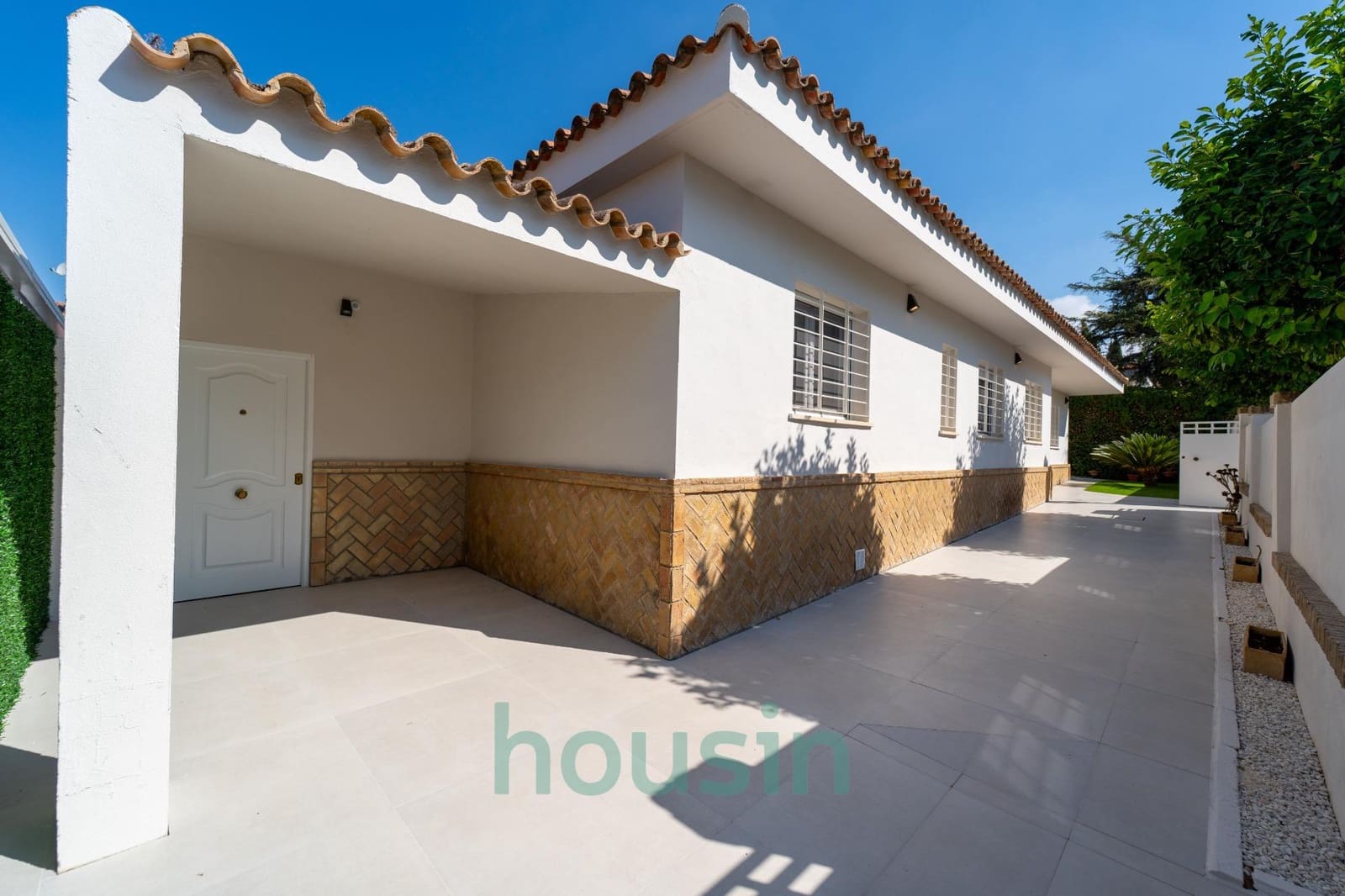 5 sovrum Villa till salu i Espartinas med pool garage - 650 000 € (Ref: 9291562)