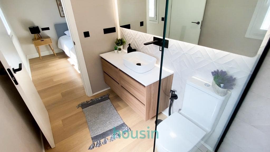 5 makuuhuone Huvila myytävänä paikassa Espartinas mukana uima-altaan 
autotalli - 650 000 € (Ref: 9291562)