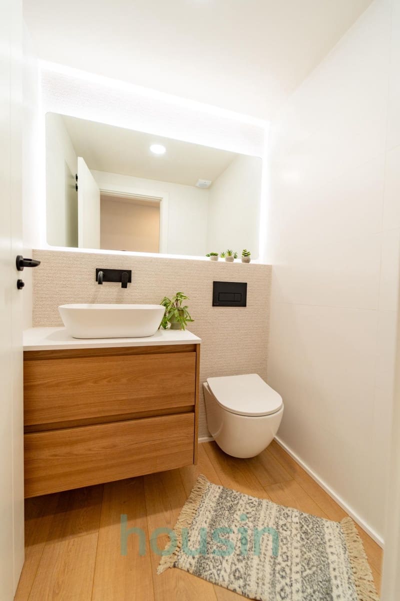 5 makuuhuone Huvila myytävänä paikassa Espartinas mukana uima-altaan 
autotalli - 650 000 € (Ref: 9291562)