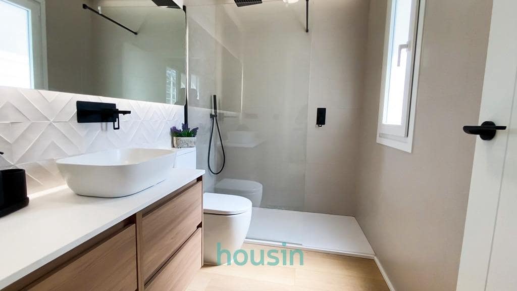 5 makuuhuone Huvila myytävänä paikassa Espartinas mukana uima-altaan 
autotalli - 650 000 € (Ref: 9291562)