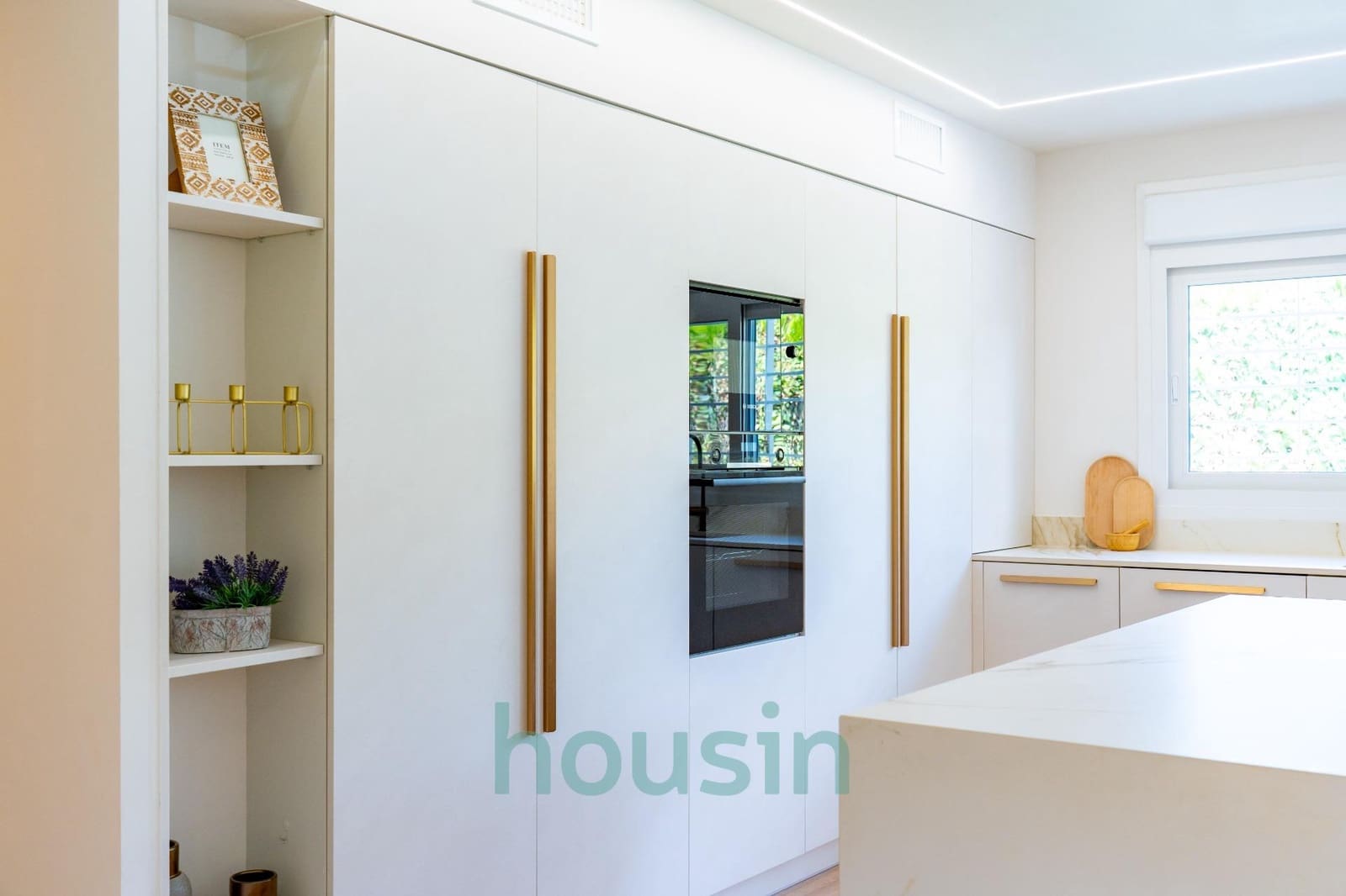 5 makuuhuone Huvila myytävänä paikassa Espartinas mukana uima-altaan 
autotalli - 650 000 € (Ref: 9291562)