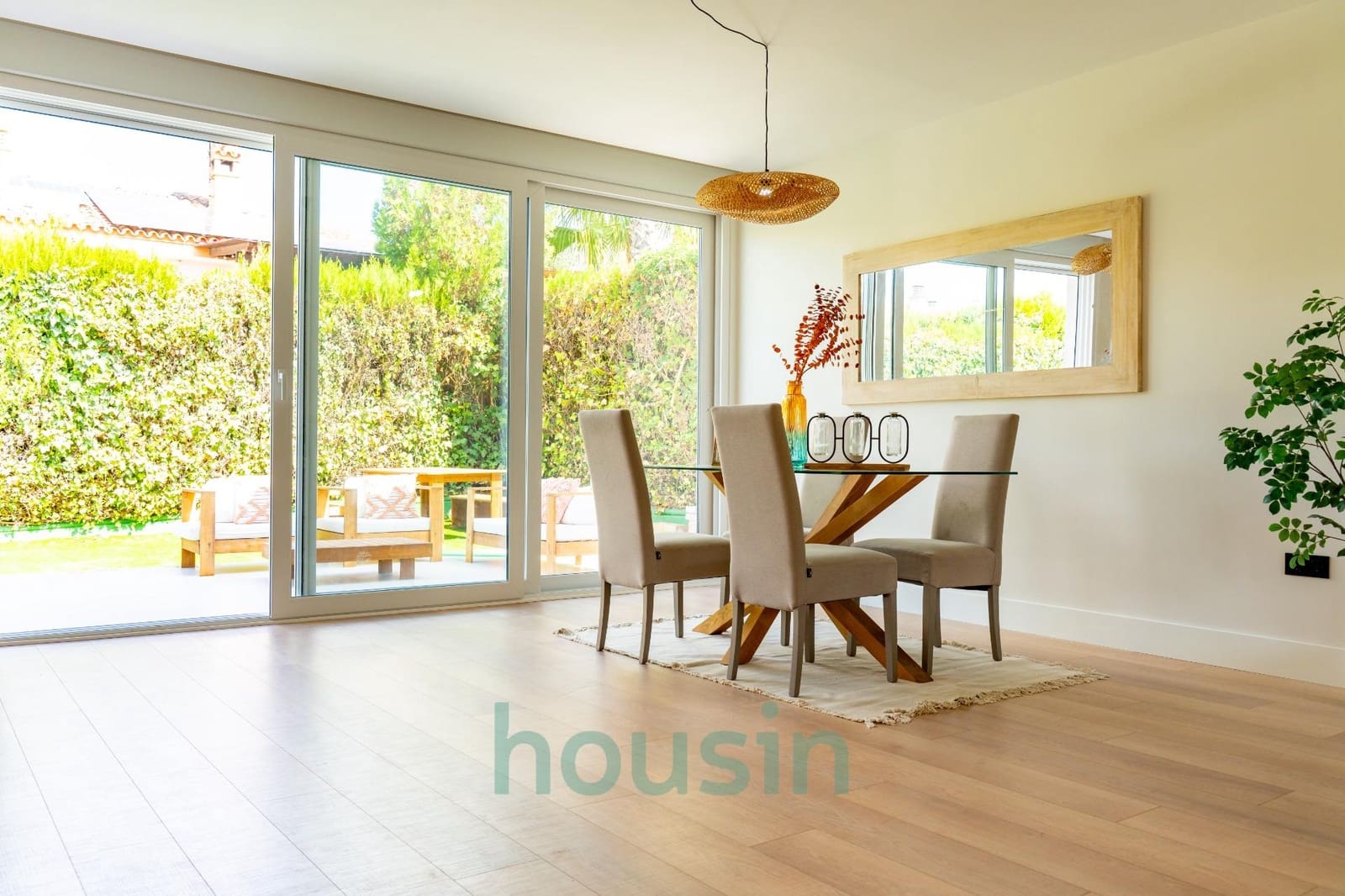 5 makuuhuone Huvila myytävänä paikassa Espartinas mukana uima-altaan 
autotalli - 650 000 € (Ref: 9291562)