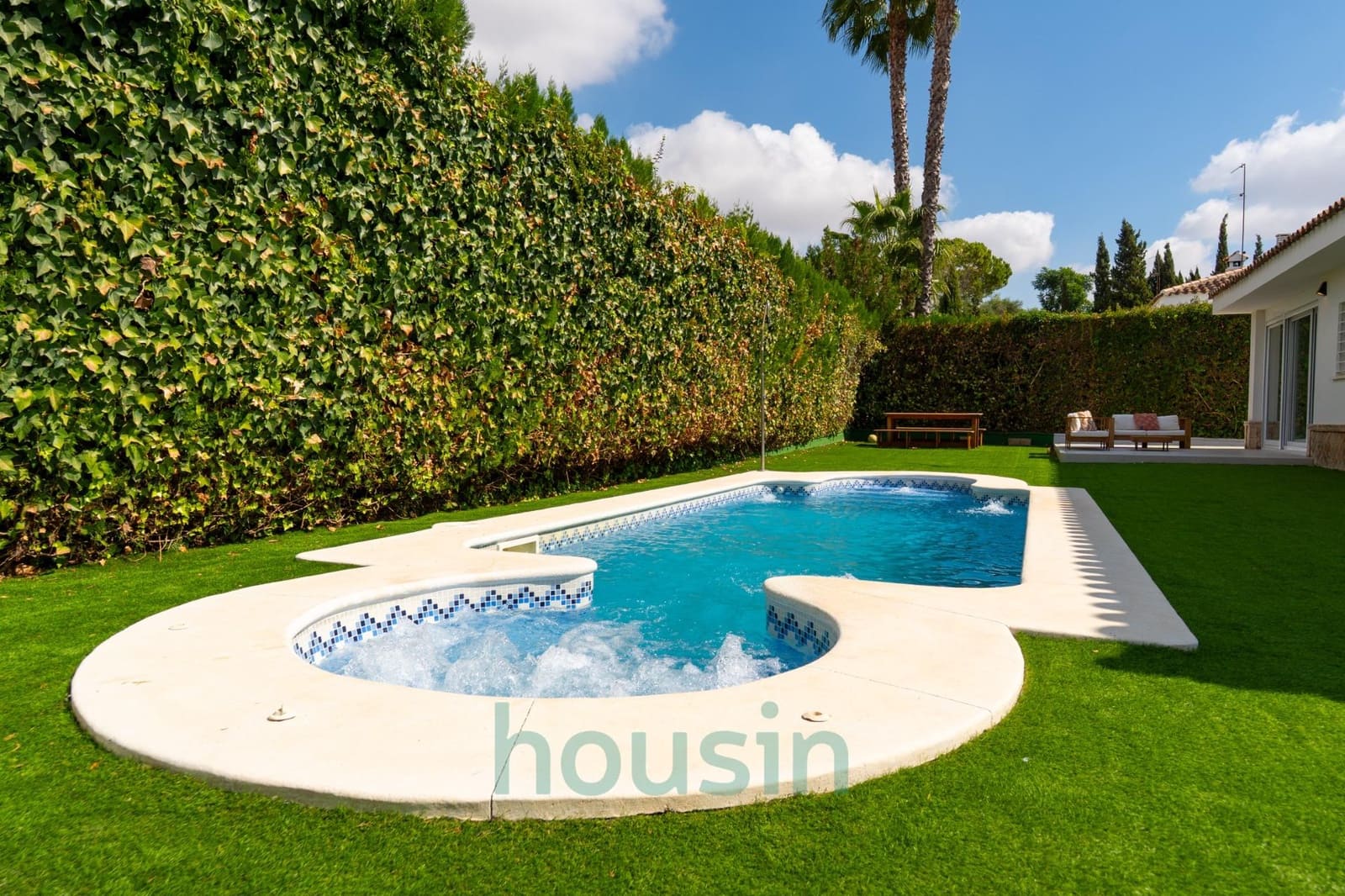 5 makuuhuone Huvila myytävänä paikassa Espartinas mukana uima-altaan 
autotalli - 650 000 € (Ref: 9291562)