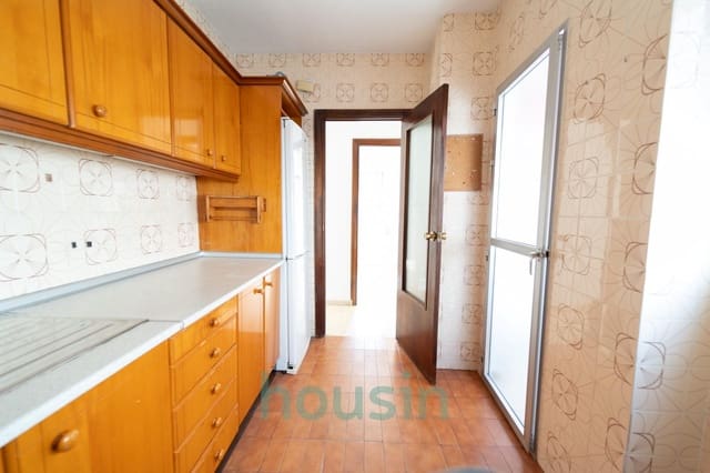 3 slaapkamer Flat te koop in Sevilla stad - € 325.000 (Ref: 9341207)