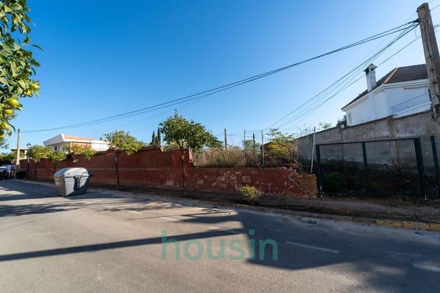 4 soveværelse Villa til salg i Montequinto, Dos Hermanas med swimmingpool garage - € 1.280.000 (Ref: 9379031)