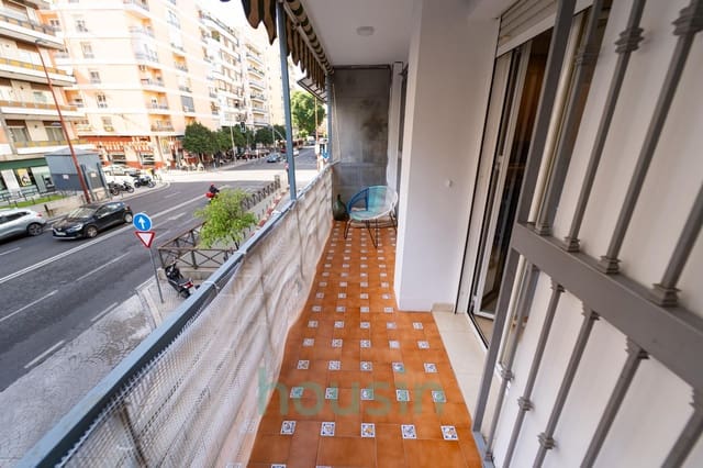2 soverom Leilighet til salgs i Los Remedios, Sevilla by - € 435 000 (Ref: 9403397)