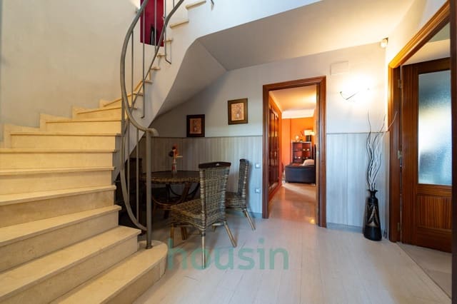 5 soveværelse Villa til salg i Montequinto, Dos Hermanas med swimmingpool garage - € 1.050.000 (Ref: 9414106)