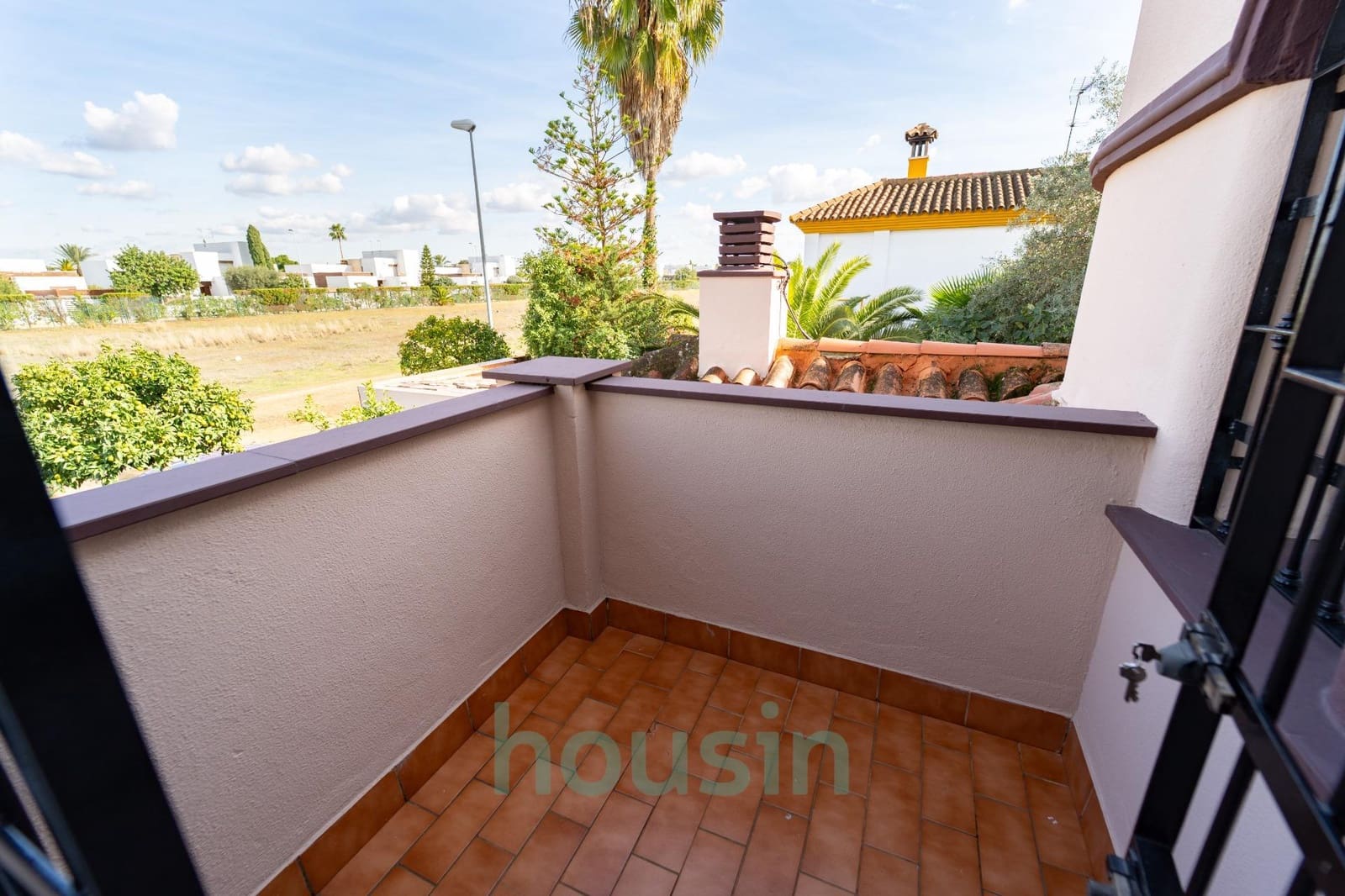 5 soveværelse Villa til salg i Montequinto med swimmingpool garage - € 1.050.000 (Ref: 9414106)