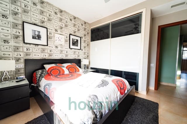 5 soveværelse Villa til salg i Montequinto, Dos Hermanas med swimmingpool garage - € 1.050.000 (Ref: 9414106)