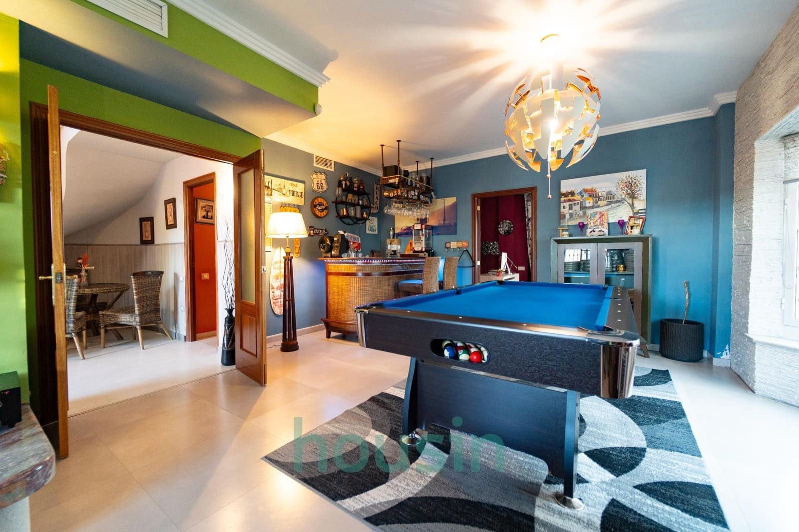 5 soveværelse Villa til salg i Montequinto med swimmingpool garage - € 1.050.000 (Ref: 9414106)