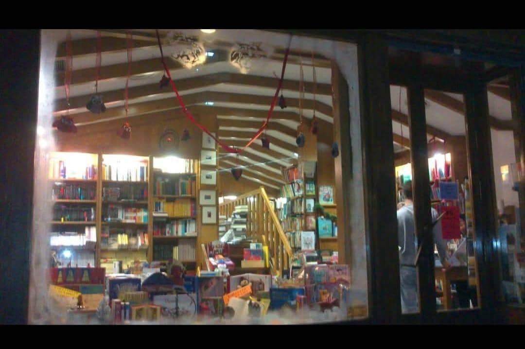 Kommersiell til salgs i Sevilla by - € 285 000 (Ref: 9431080)