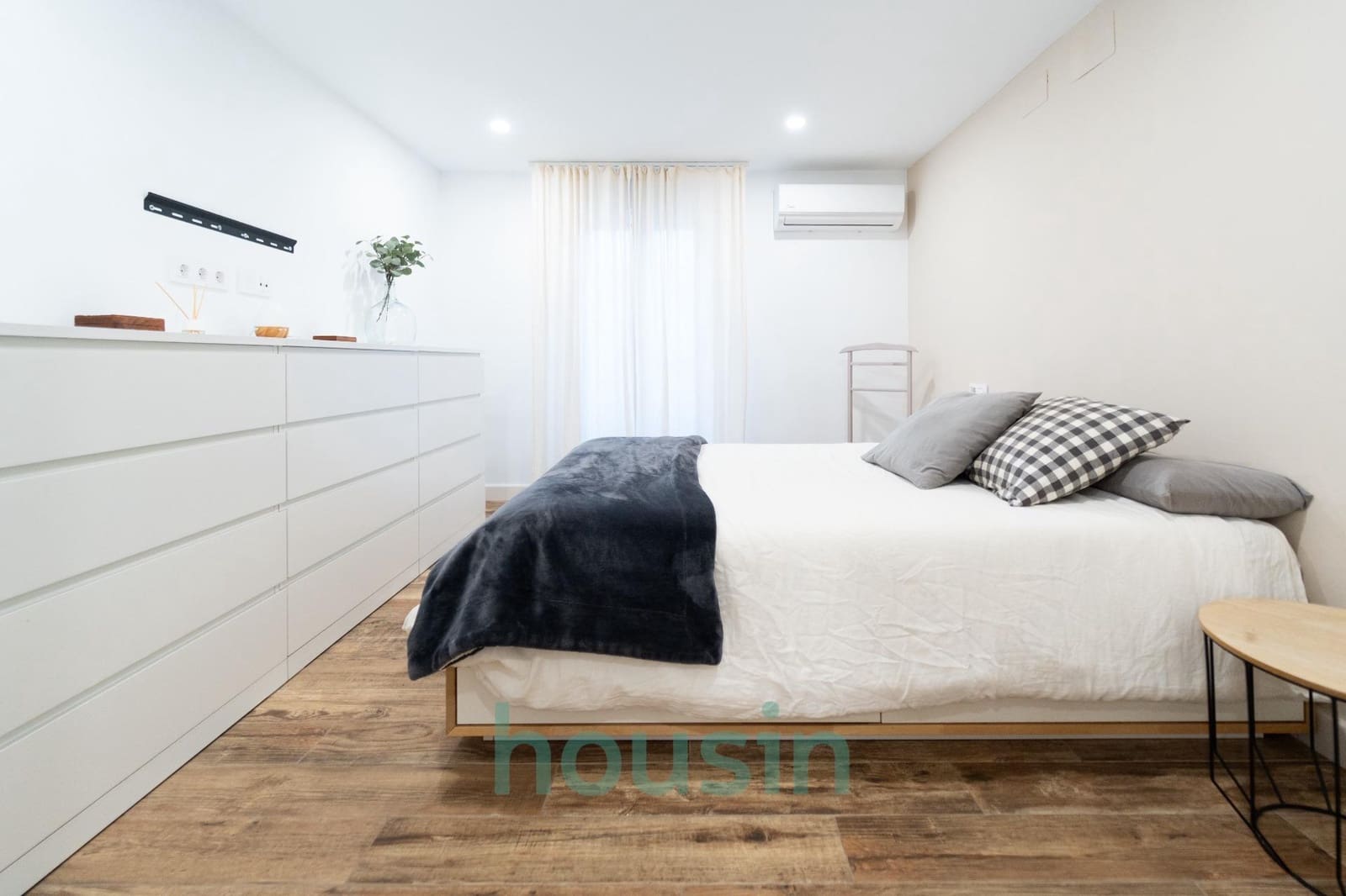 3 soveværelse Rækkehus til salg i Sevilla by med garage - € 380.000 (Ref: 9518921)