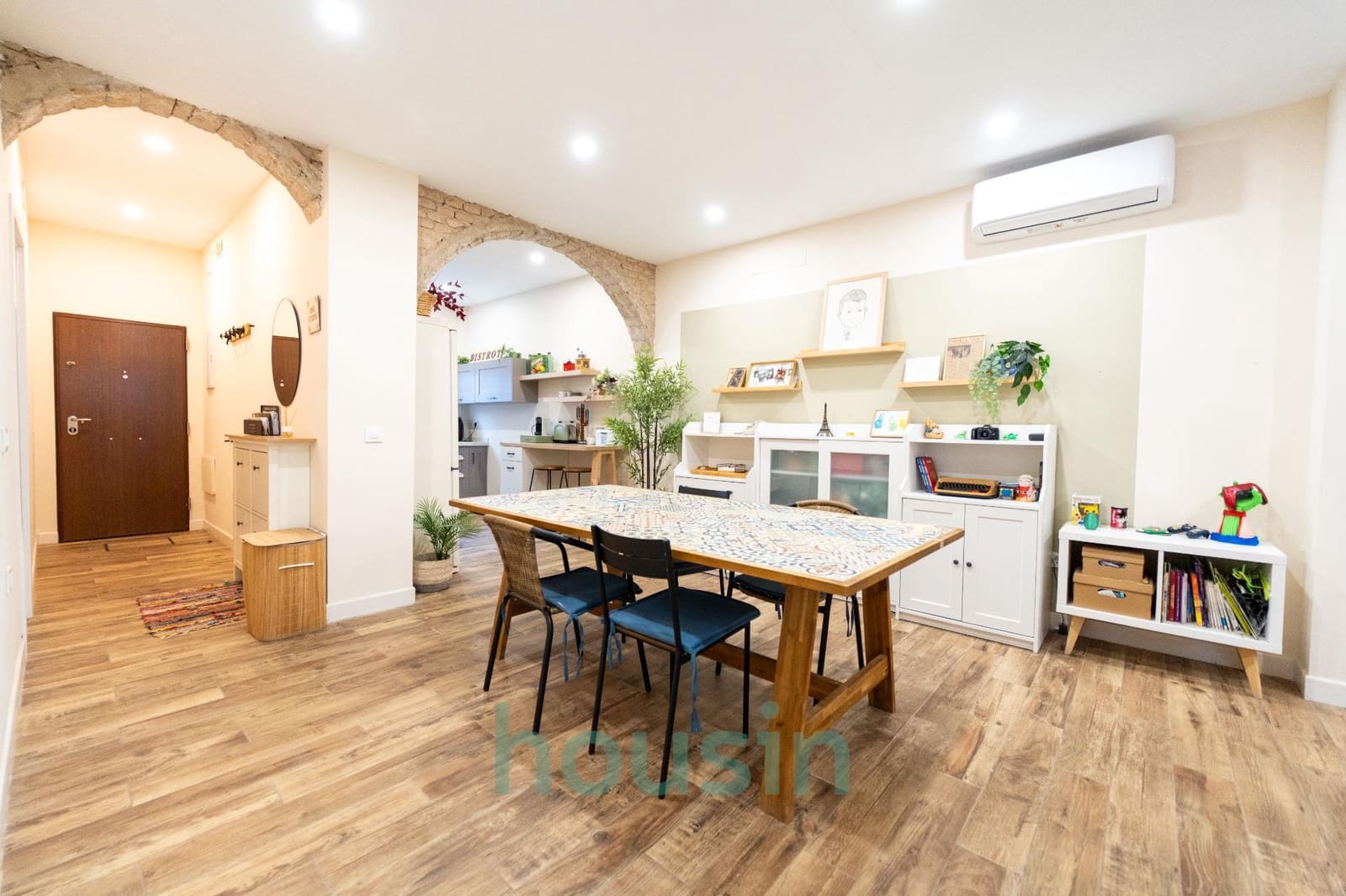 3 soveværelse Rækkehus til salg i Sevilla by med garage - € 380.000 (Ref: 9518921)