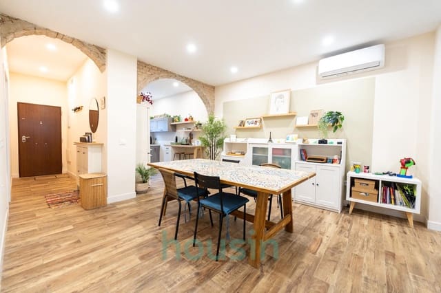 Adosado de 3 habitaciones en Sevilla ciudad en venta con garaje - 380.000 € (Ref: 9518921)