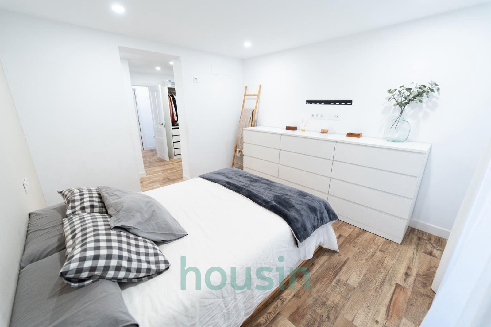 3 soveværelse Rækkehus til salg i Sevilla by med garage - € 380.000 (Ref: 9518921)