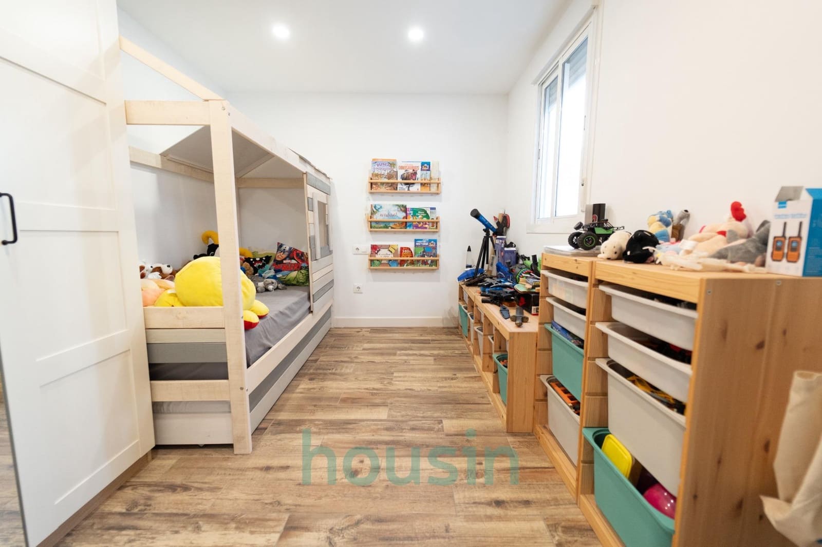 3 soveværelse Rækkehus til salg i Sevilla by med garage - € 380.000 (Ref: 9518921)