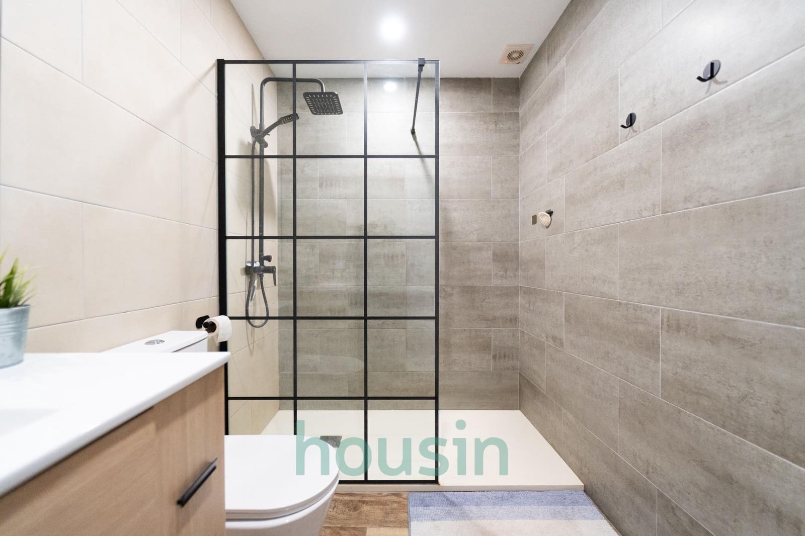 3 soveværelse Rækkehus til salg i Sevilla by med garage - € 380.000 (Ref: 9518921)