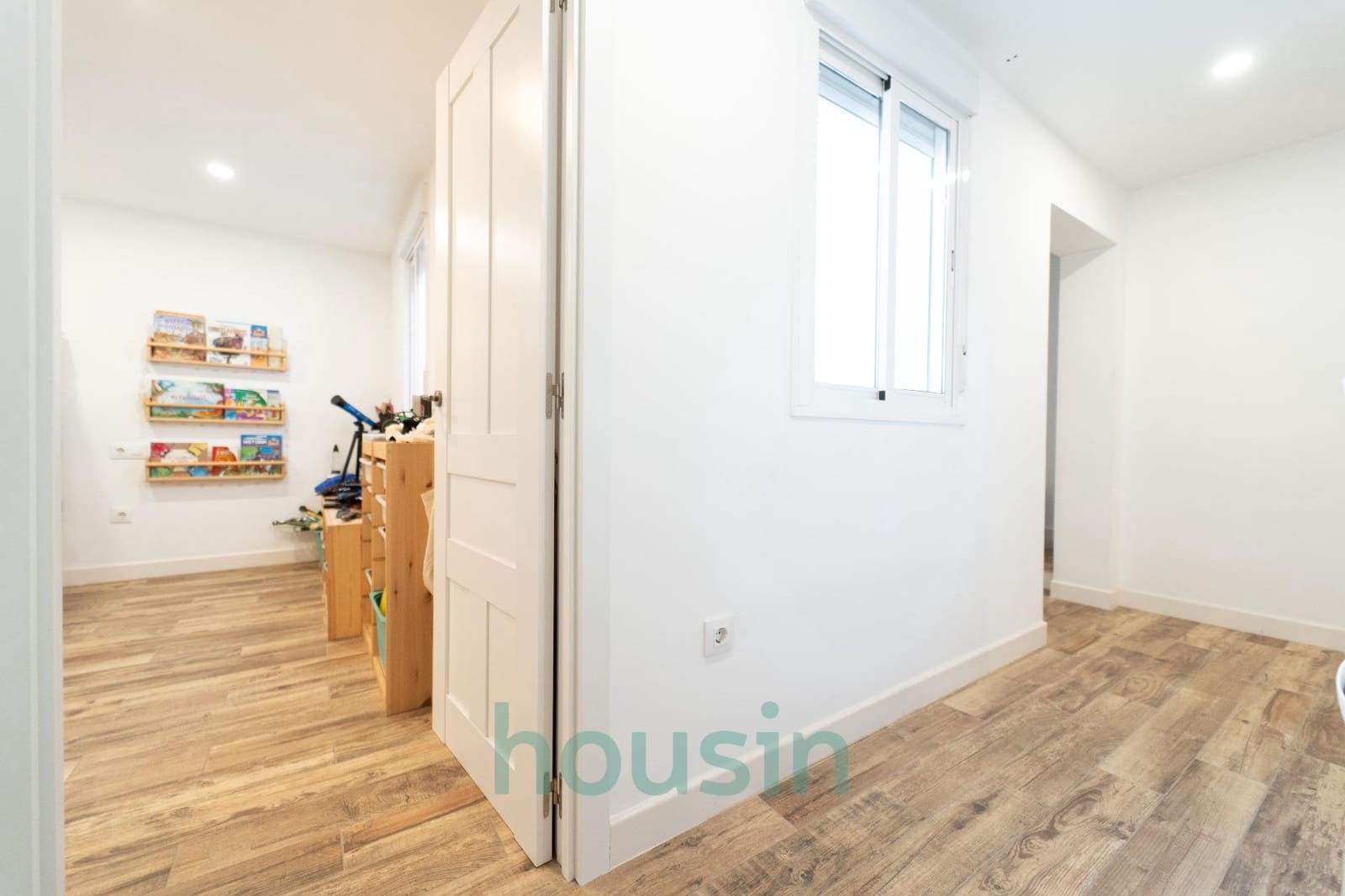 3 soveværelse Rækkehus til salg i Sevilla by med garage - € 380.000 (Ref: 9518921)