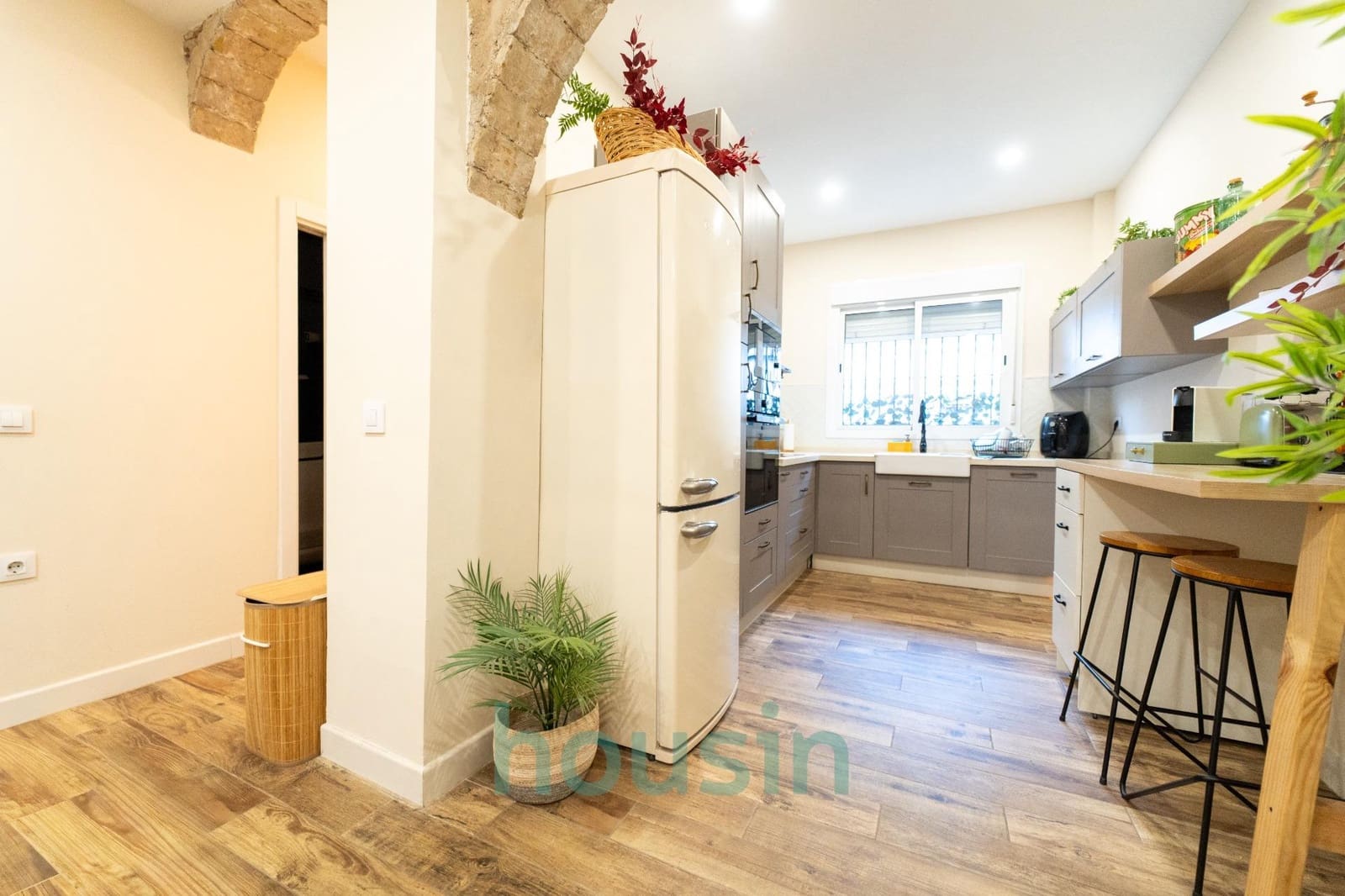 3 soveværelse Rækkehus til salg i Sevilla by med garage - € 380.000 (Ref: 9518921)