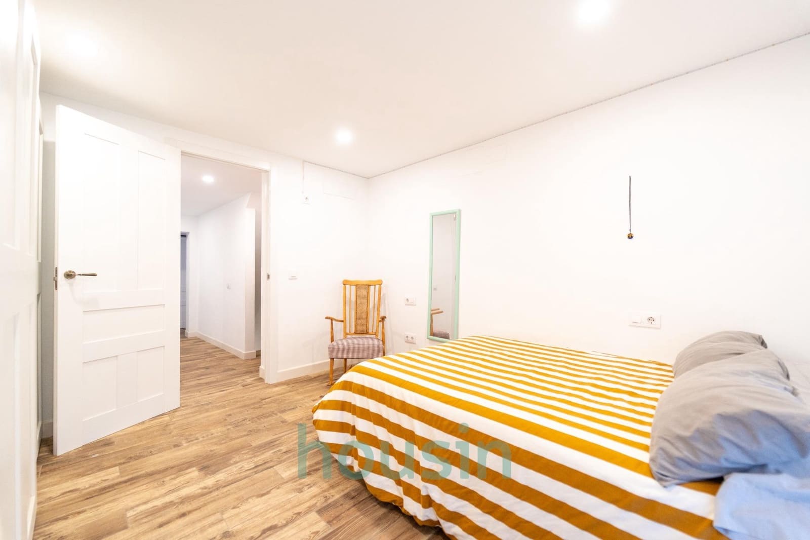 3 soveværelse Rækkehus til salg i Sevilla by med garage - € 380.000 (Ref: 9518921)