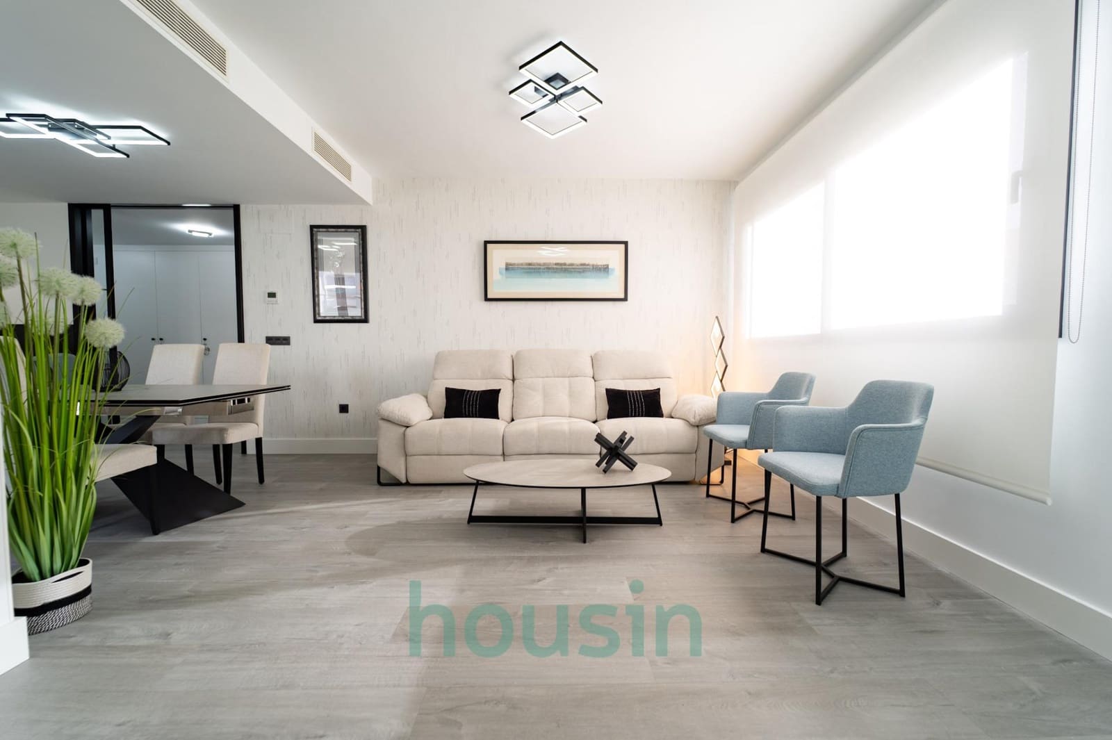 3 bedroom Flat for sale in Seville city with pool garage - € 648,000 (Ref: 9535943)