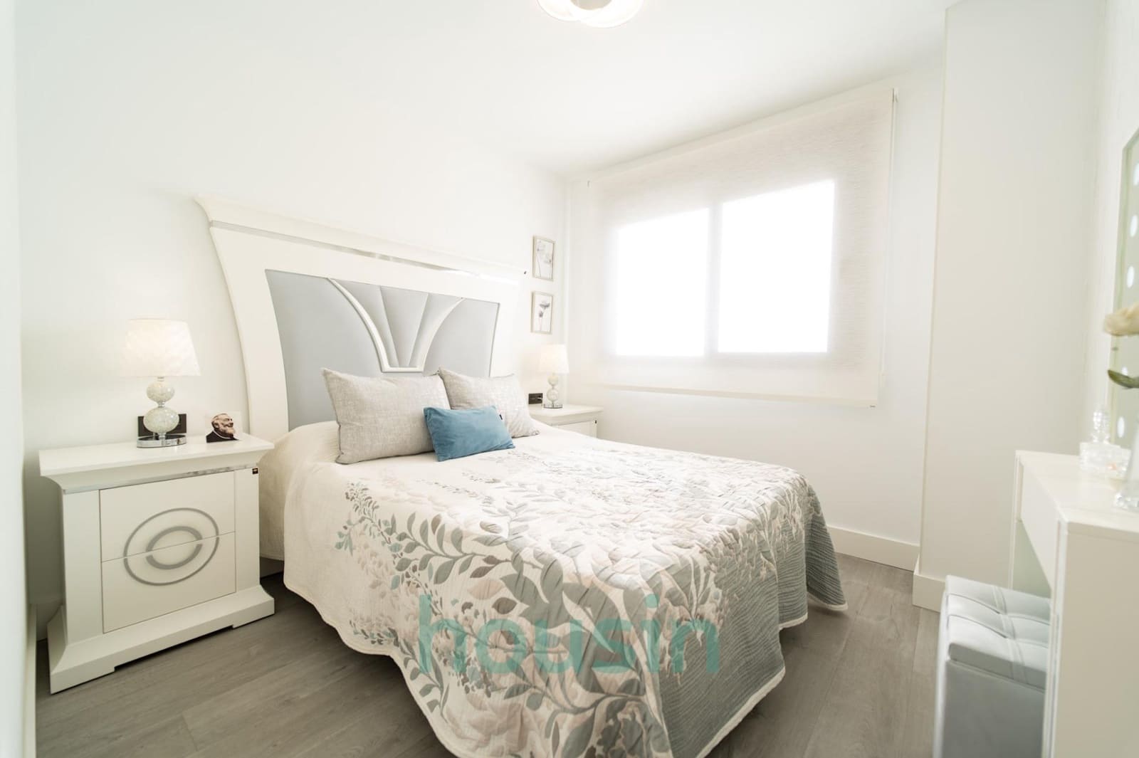 3 makuuhuone Asunto myytävänä paikassa Sevilla kaupunki mukana uima-altaan 
autotalli - 648 000 € (Ref: 9535943)